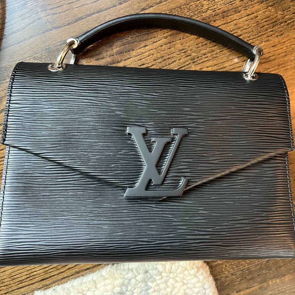 Louis Vuitton Black Epi Leather Crossbody Bag
